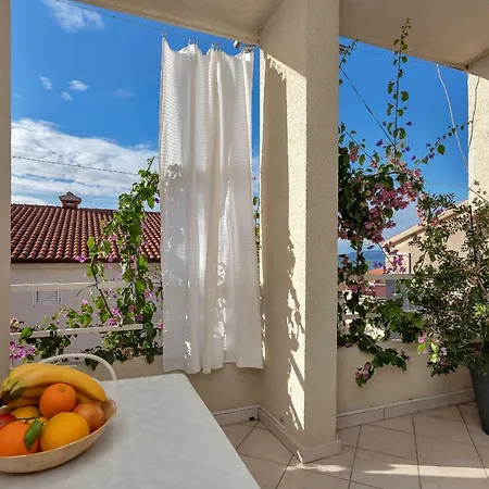 Apartment Angela Makarska