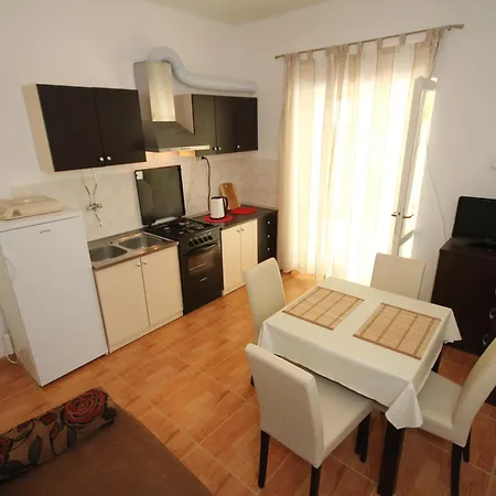 Apartment Angela Makarska